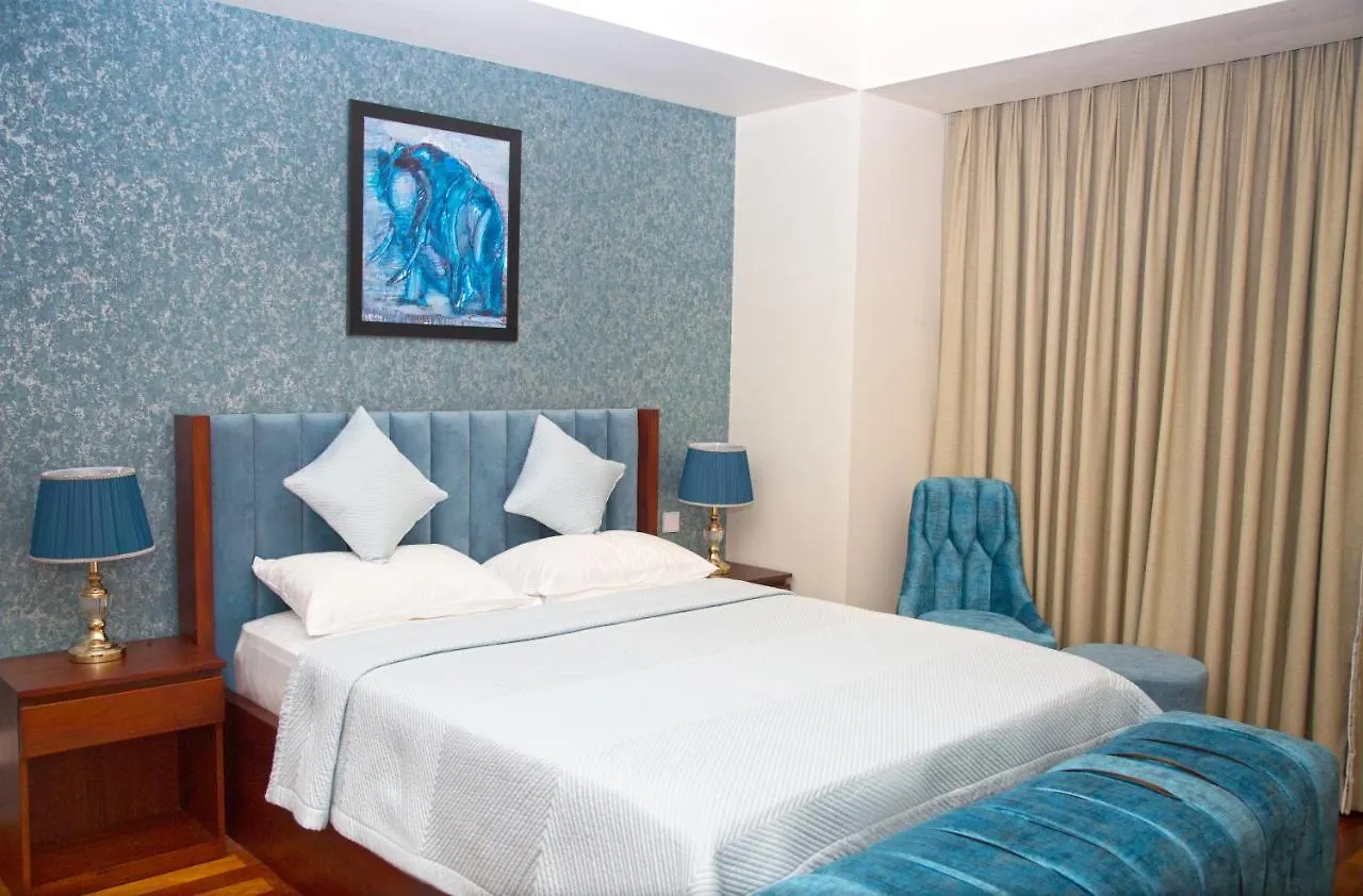 Cinnamon Life - Luxury 2 Bedroom Apartment Overlooking Colombo City