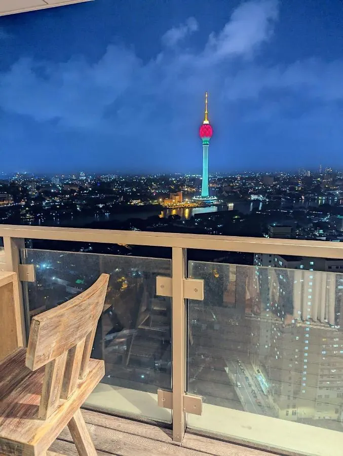 Cinnamon Life - Luxury 2 Bedroom Apartment Overlooking Colombo City Sri Lanka