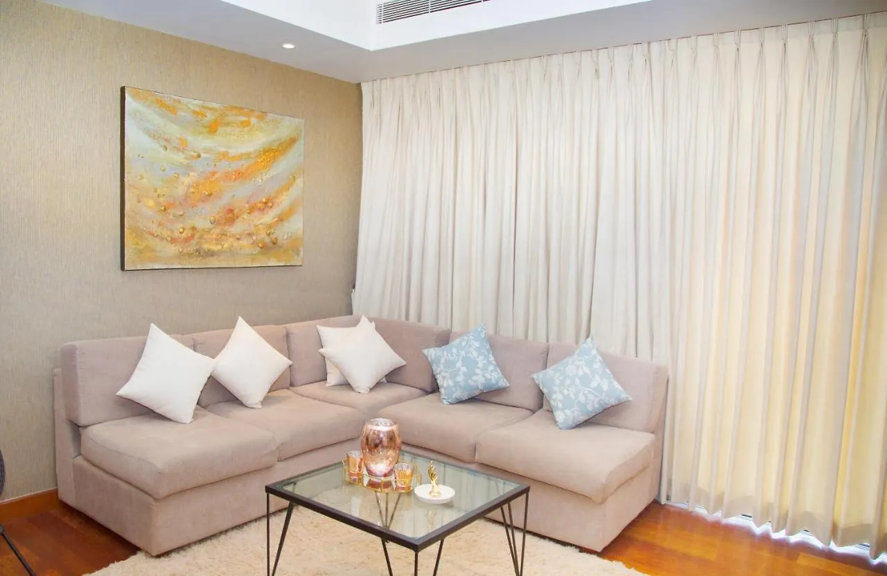 Cinnamon Life - Luxury 2 Bedroom Apartment Overlooking Colombo City